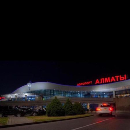 Ferienwohnung Ахметова 12 Almaty Exterior foto