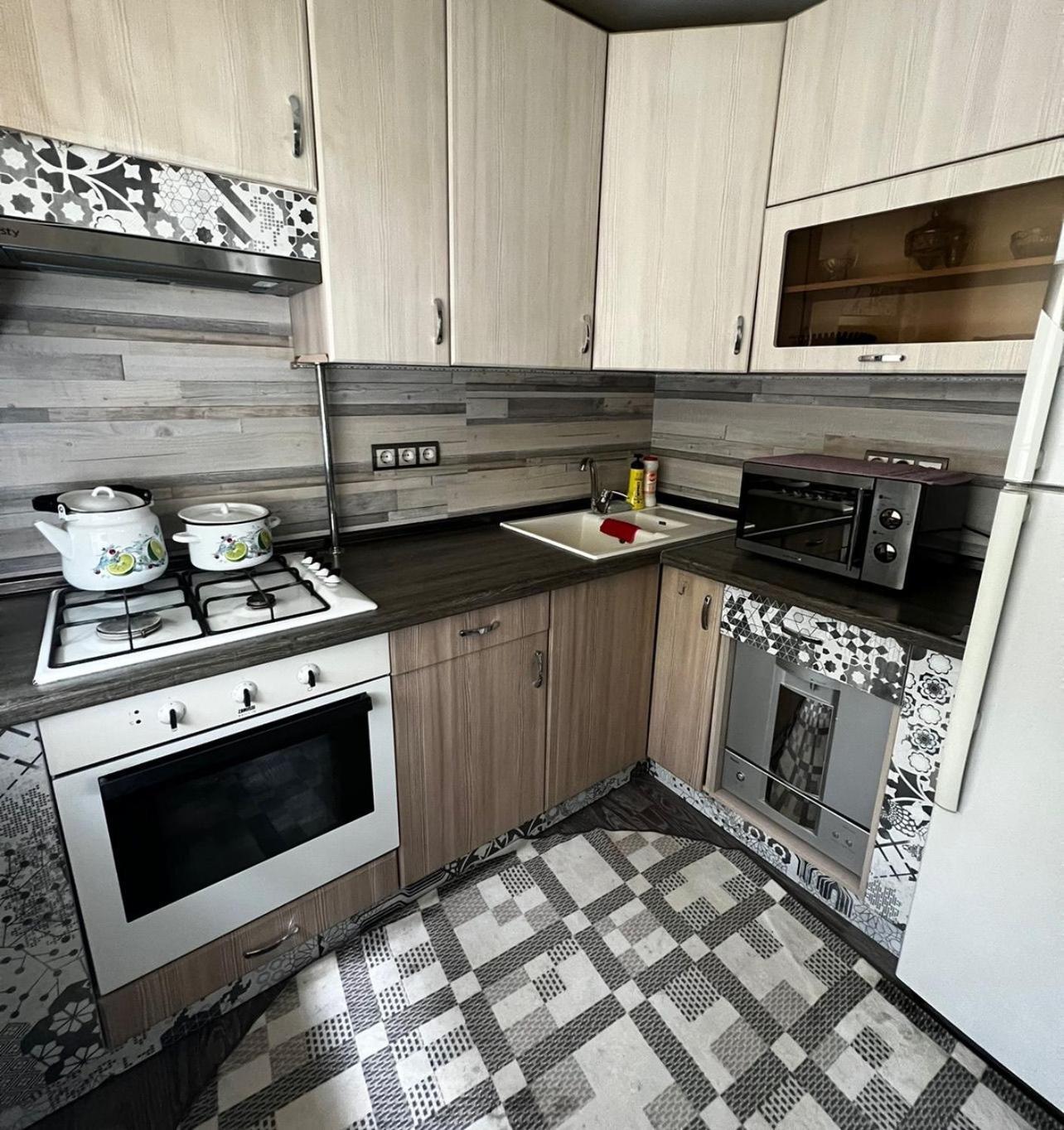 Ferienwohnung Ахметова 12 Almaty Exterior foto