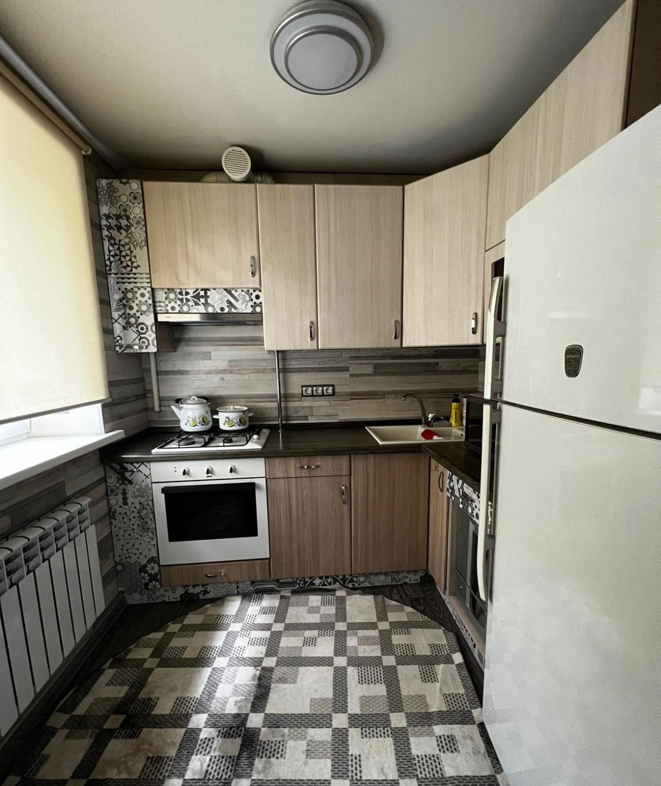 Ferienwohnung Ахметова 12 Almaty Exterior foto